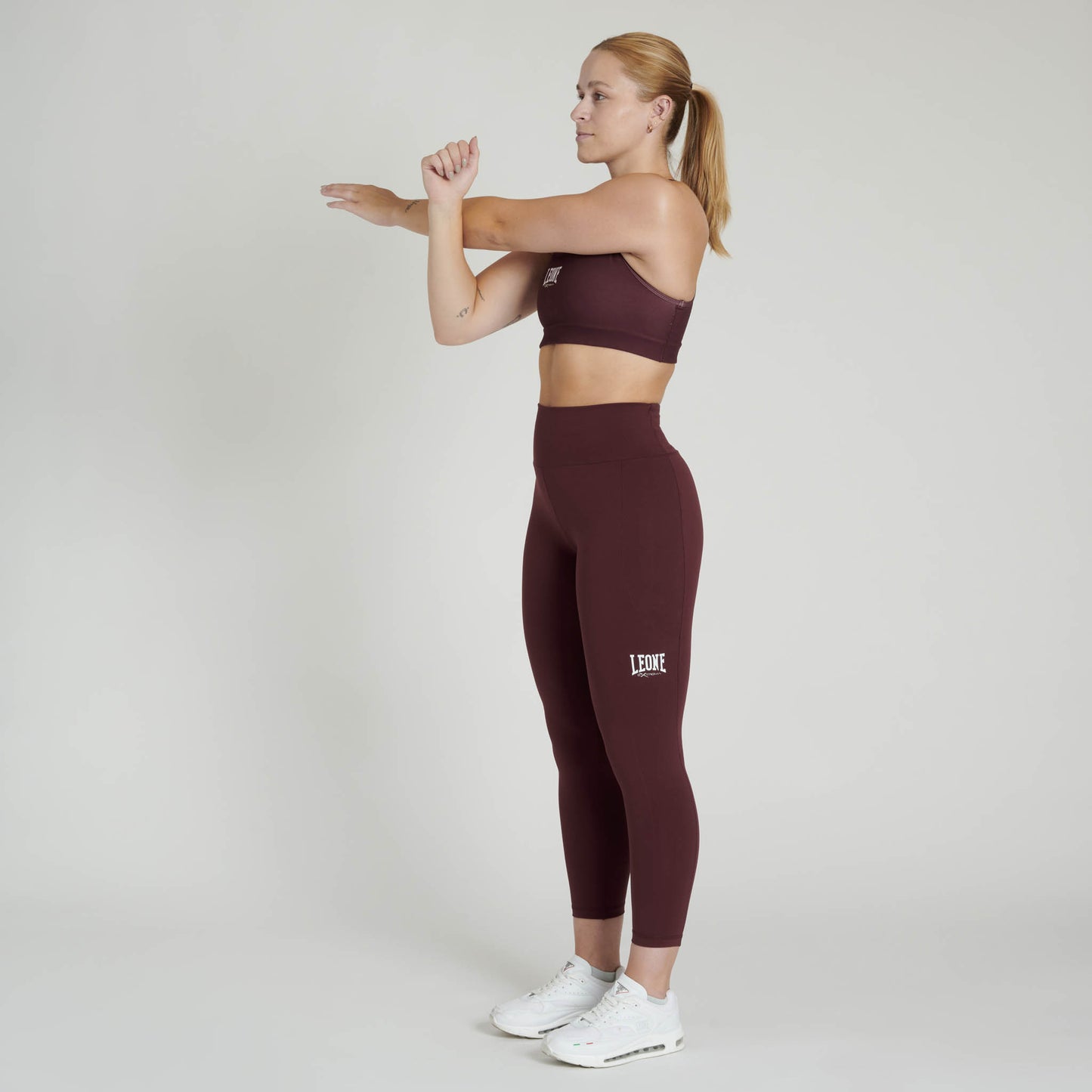 Top sport mujer LOGO ABX130