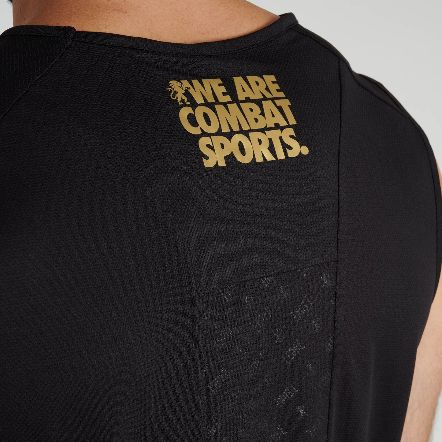 Camiseta sin mangas logo pequeño DNA ABX709