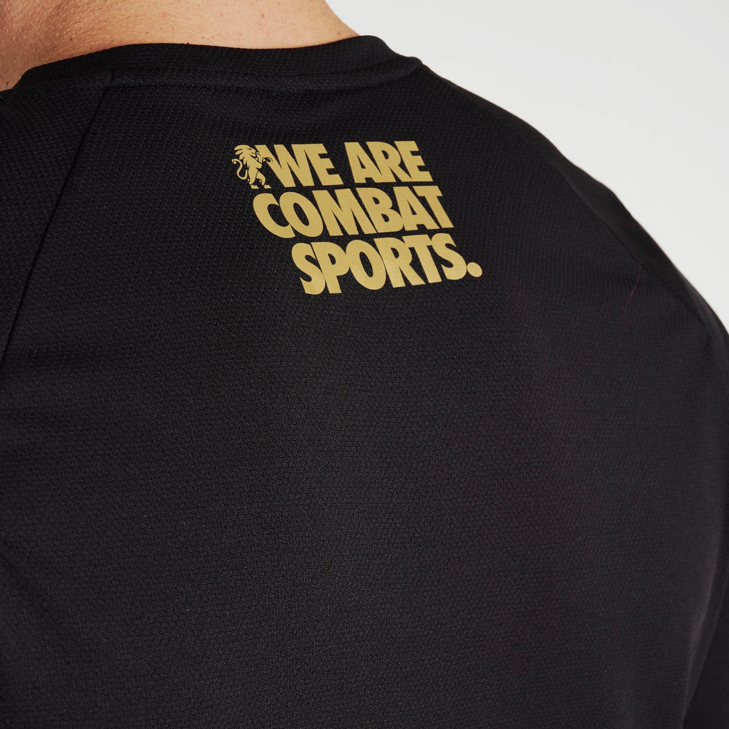 Camiseta manga corta logo grande DNA ABX718