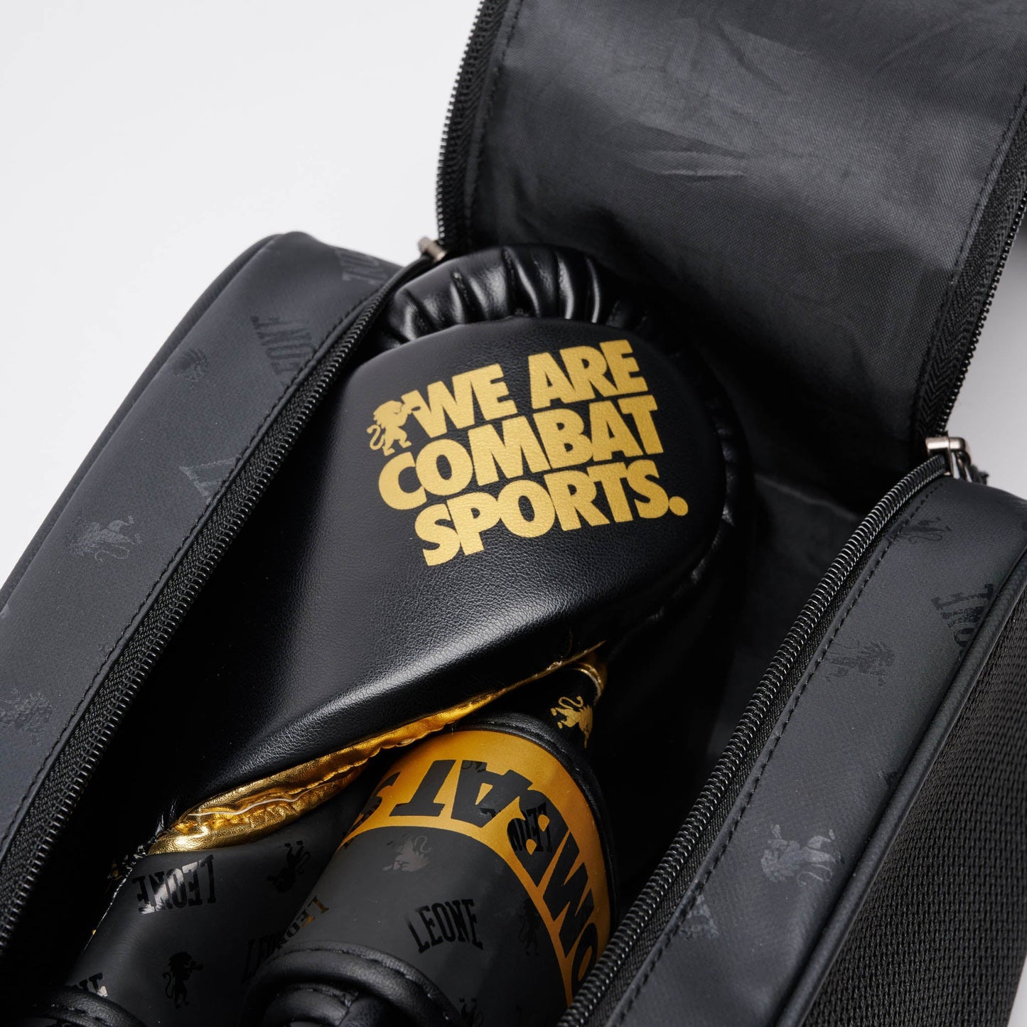 Bolsa portaguantes DNA AC992