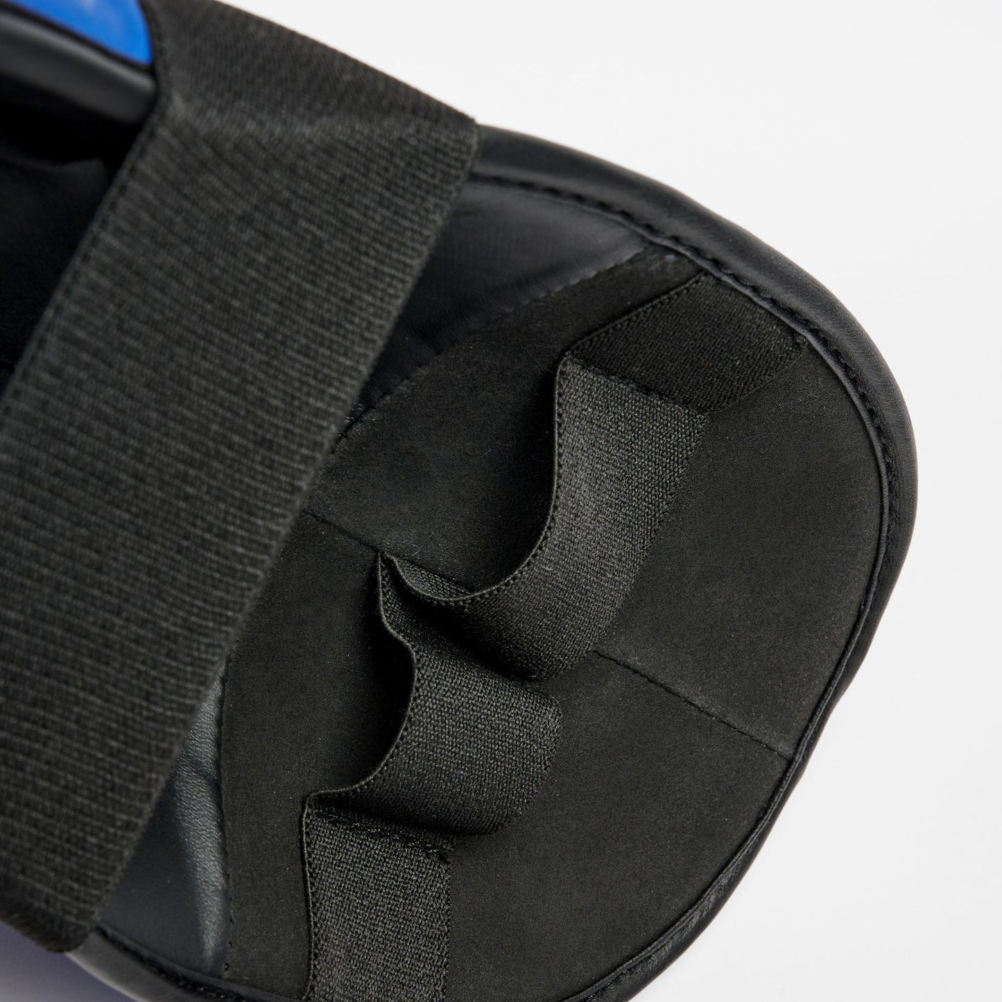 Botin protectivo DNA CL166