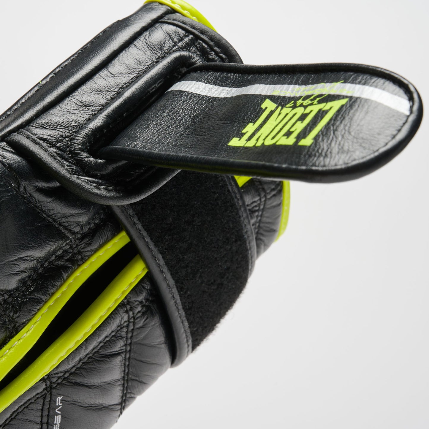 Guantes de Boxeo REVO FLUO GN110F